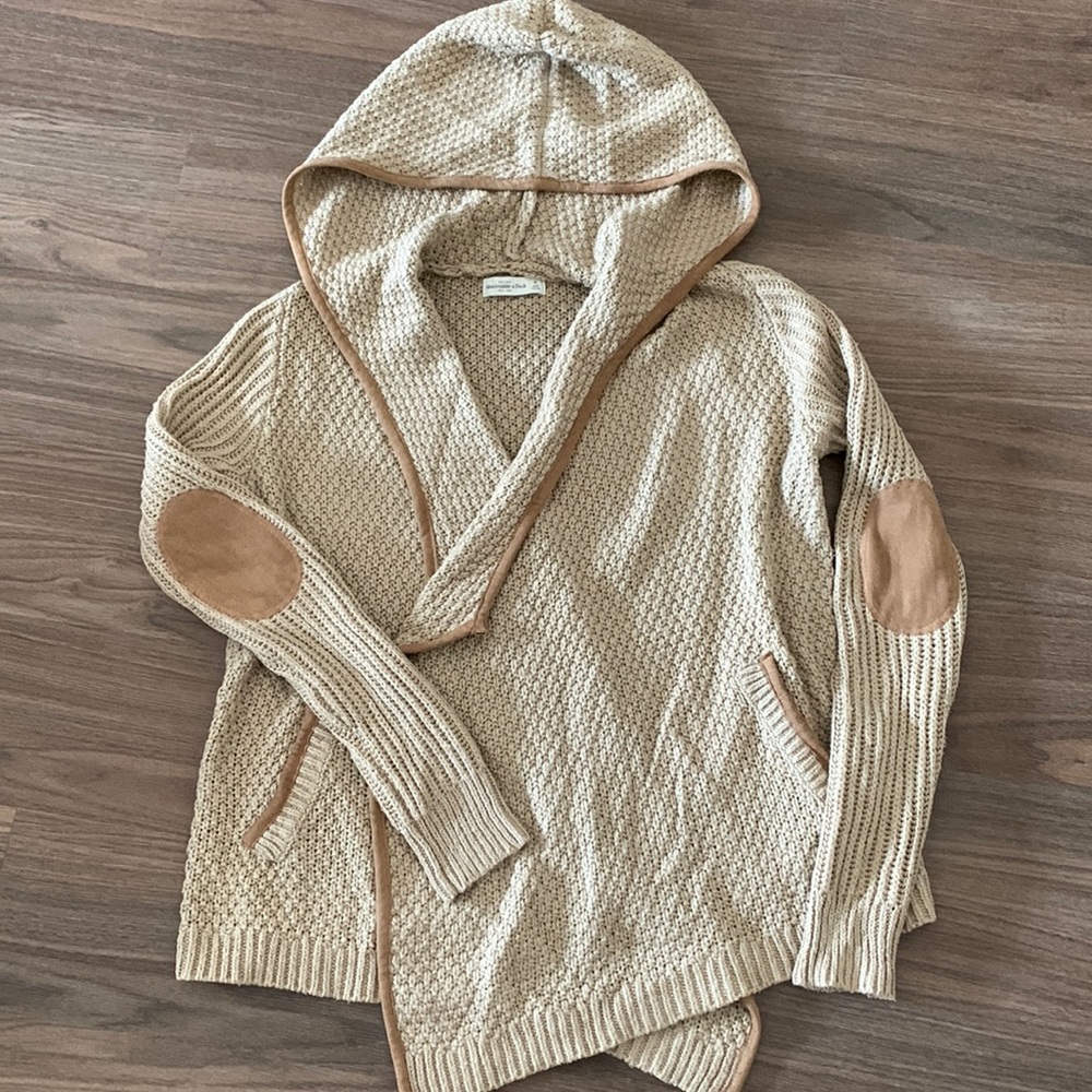 Abercrombie and Fitch hooded cardigan